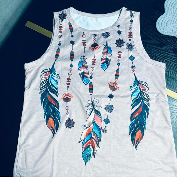 Tank Top w/Screen Printed Feather Design Size Small - Unbranded New in … - Picture 3 of 8